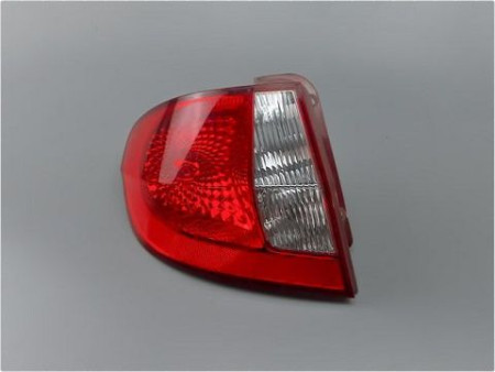 FEU ARRIERE GAUCHE  HYUNDAI GETZ