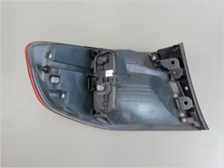 FEU ARRIERE DROIT VOLKSWAGEN PASSAT