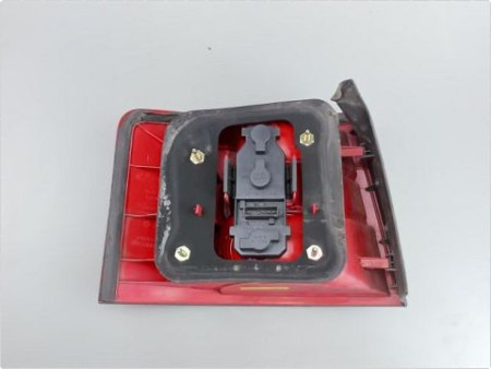 FEU ARRIERE DROIT AUDI A6 AVANT 98-2001