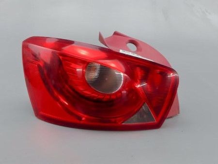 FEU ARRIERE GAUCHE  SEAT IBIZA