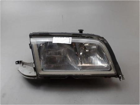 PHARE DROIT MERCEDES C180