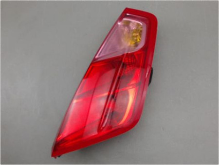 FEU ARRIERE DROIT FIAT PUNTO