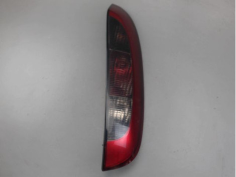 FEU ARRIERE DROIT OPEL CORSA