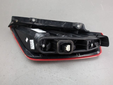 FEU ARRIERE GAUCHE  FIAT PUNTO