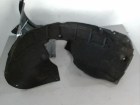 PARE-BOUE AVANT GAUCHE SKODA OCTAVIA