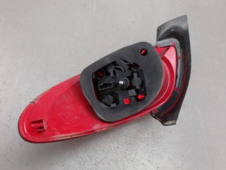 FEU ARRIERE GAUCHE  PEUGEOT 206
