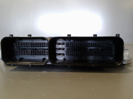 CALCULATEUR MOTEUR OPEL CORSA