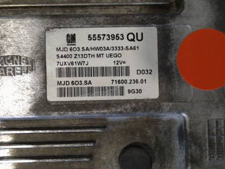 CALCULATEUR MOTEUR OPEL CORSA