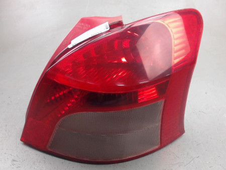 FEU ARRIERE DROIT TOYOTA YARIS
