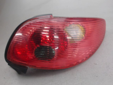 FEU ARRIERE DROIT PEUGEOT 206