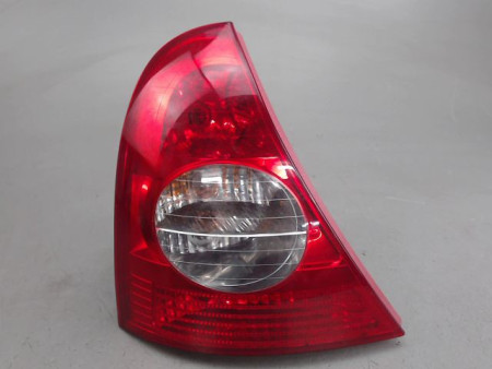 FEU ARRIERE GAUCHE  RENAULT CLIO
