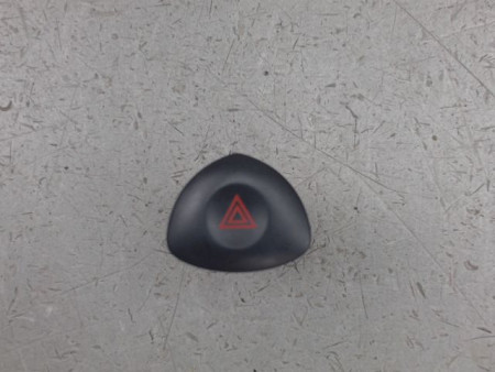 BOUTON DE WARNING RENAULT CLIO