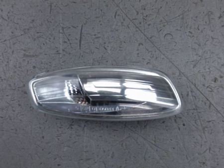 REPETITEUR RETROVISEUR DROIT CITROEN DS3
