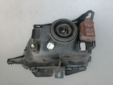 PHARE DROIT CITROEN SAXO