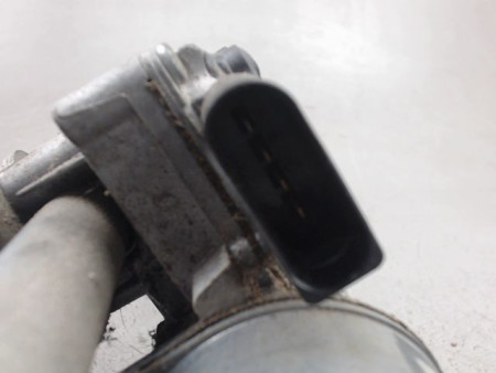 MECANISME ESSUIE-GLACE AVANT AUDI A4