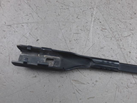 BRAS ESSUIE-GLACE AVANT GAUCHE AUDI A4