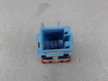 BOUTON DE WARNING VOLKSWAGEN POLO