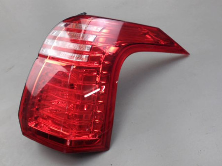 FEU ARRIERE GAUCHE  PEUGEOT 5008