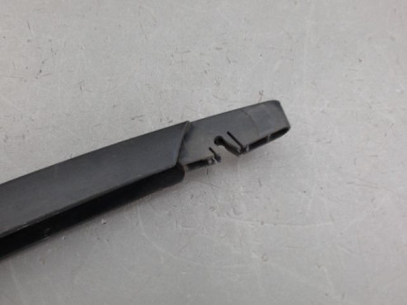 BRAS ESSUIE-GLACE ARRIERE OPEL CORSA
