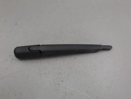 BRAS ESSUIE-GLACE ARRIERE PEUGEOT 2008