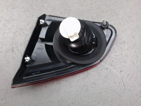 FEU ARRIERE INTERIEUR GAUCHE NISSAN QASHQAI
