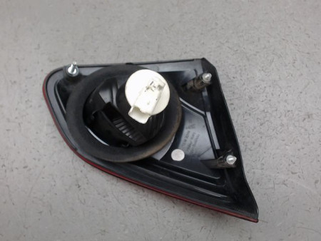 FEU ARRIERE INTERIEUR GAUCHE NISSAN QASHQAI