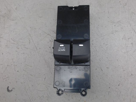 COMMANDE LEVE-GLACE PORTE AVG HYUNDAI I30
