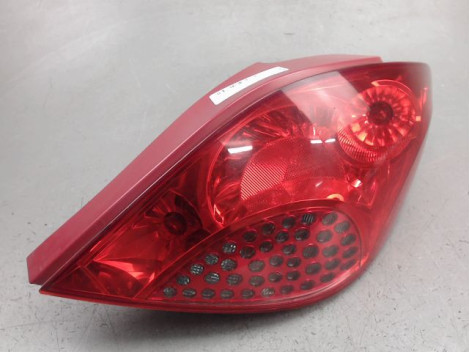 FEU ARRIERE DROIT PEUGEOT 207