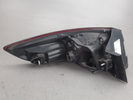 FEU ARRIERE DROIT RENAULT MEGANE
