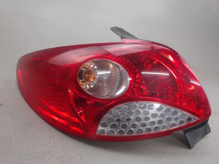 FEU ARRIERE GAUCHE  PEUGEOT 206