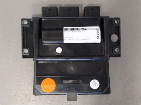 CALCULATEUR MOTEUR RENAULT MEGANE