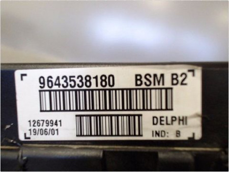 BOITE A FUSIBLES PEUGEOT 307