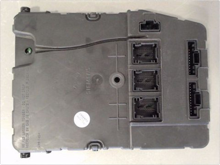 BOITIER GESTION HABITACLE RENAULT CLIO