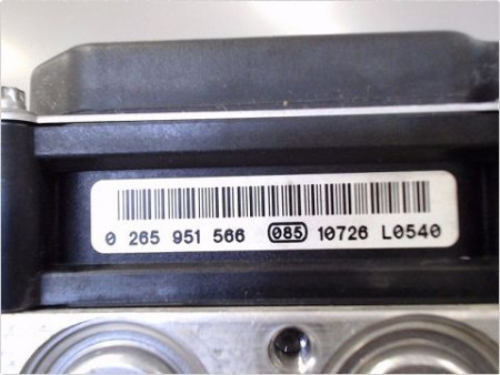 UNITE HYDRAULIQUE ABS TOYOTA VERSO