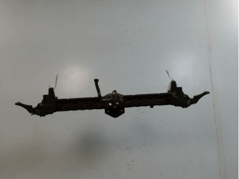 TRAVERSE SUPERIEURE ARMATURE AVANT PEUGEOT 3008
