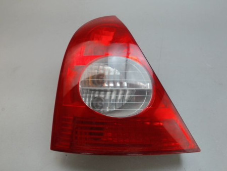 FEU ARRIERE GAUCHE  RENAULT CLIO