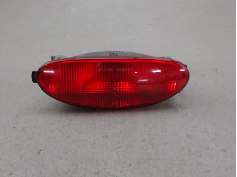 FEU BROUILLARD CENTRAL ARRIERE PEUGEOT 206
