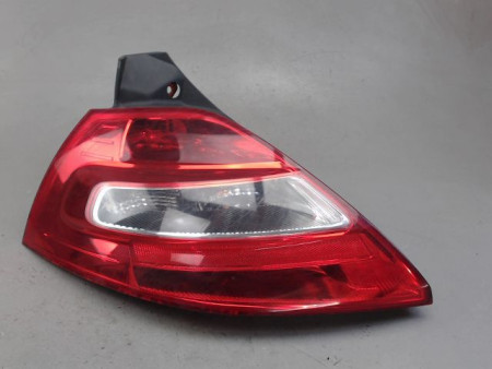 FEU ARRIERE GAUCHE  RENAULT MEGANE