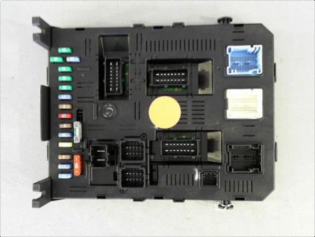 BOITIER GESTION HABITACLE PEUGEOT 407 2004-2008