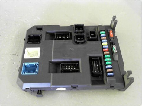 BOITIER GESTION HABITACLE PEUGEOT 207 06-13