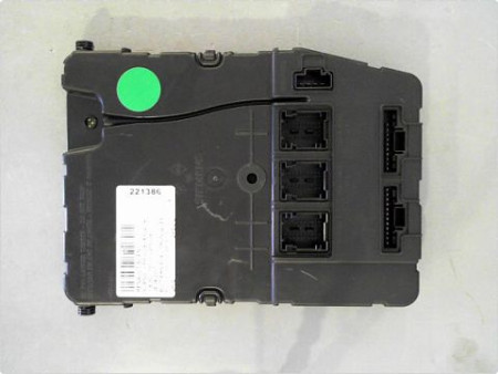 BOITIER GESTION HABITACLE RENAULT SCENIC II PH.2 06-09