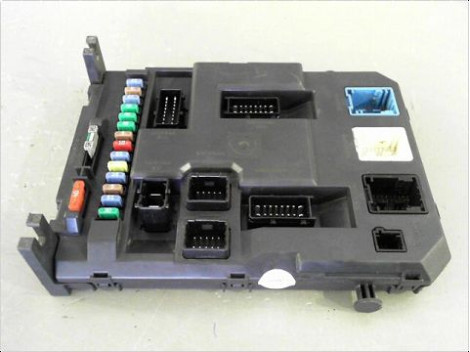 BOITIER GESTION HABITACLE PEUGEOT 207 2006-2013