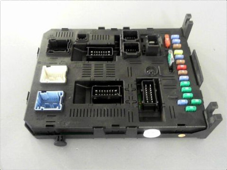 BOITIER GESTION HABITACLE CITROEN C4 COUPE 04-08