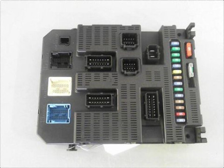 BOITIER GESTION HABITACLE CITROEN C4 04-08