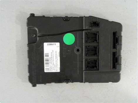 BOITIER GESTION HABITACLE RENAULT SCENIC II PH2 06-09
