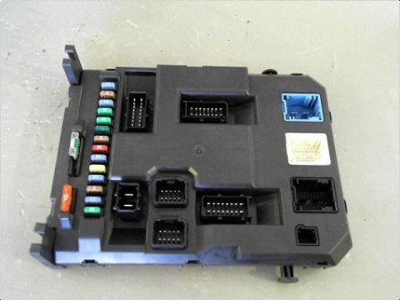 BOITIER GESTION HABITACLE PEUGEOT 207 SW 2007-2013
