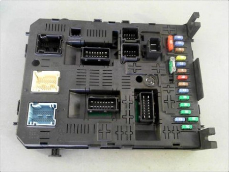 BOITIER GESTION HABITACLE CITROEN GRAND C4 PICASSO 06-13