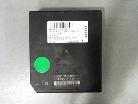 BOITE A FUSIBLES RENAULT MEGANE III COUPE 08-12