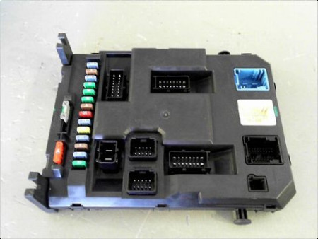 BOITIER GESTION HABITACLE CITROEN C3 II 09-13