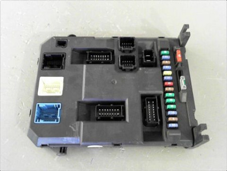 BOITIER GESTION HABITACLE PEUGEOT 207 5P